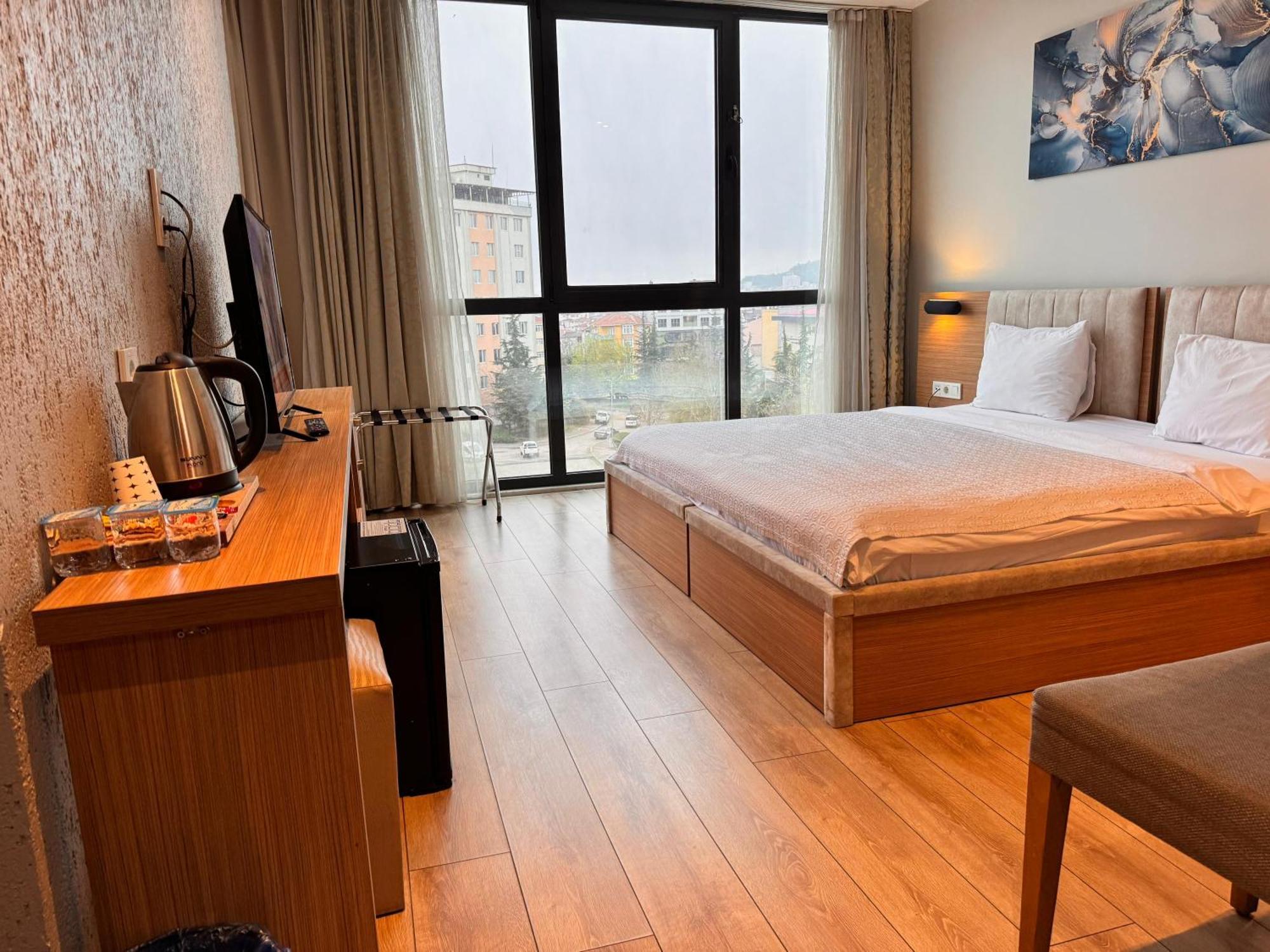 Innport Hotel Гебзе Екстер'єр фото