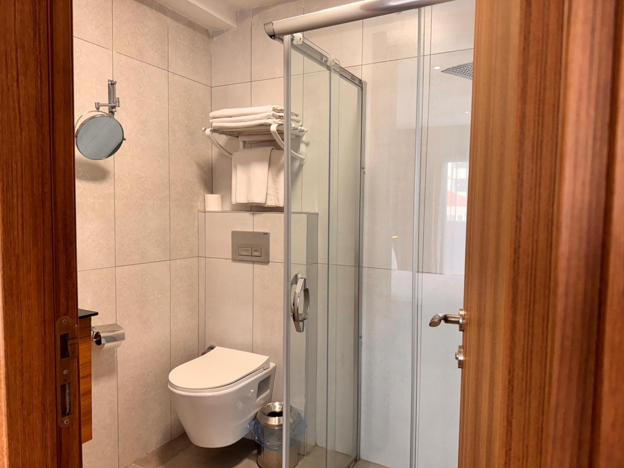 Innport Hotel Гебзе Екстер'єр фото